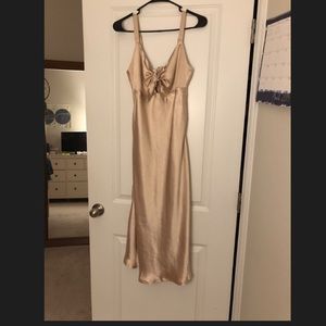 Gold Selfie Leslie midi dress